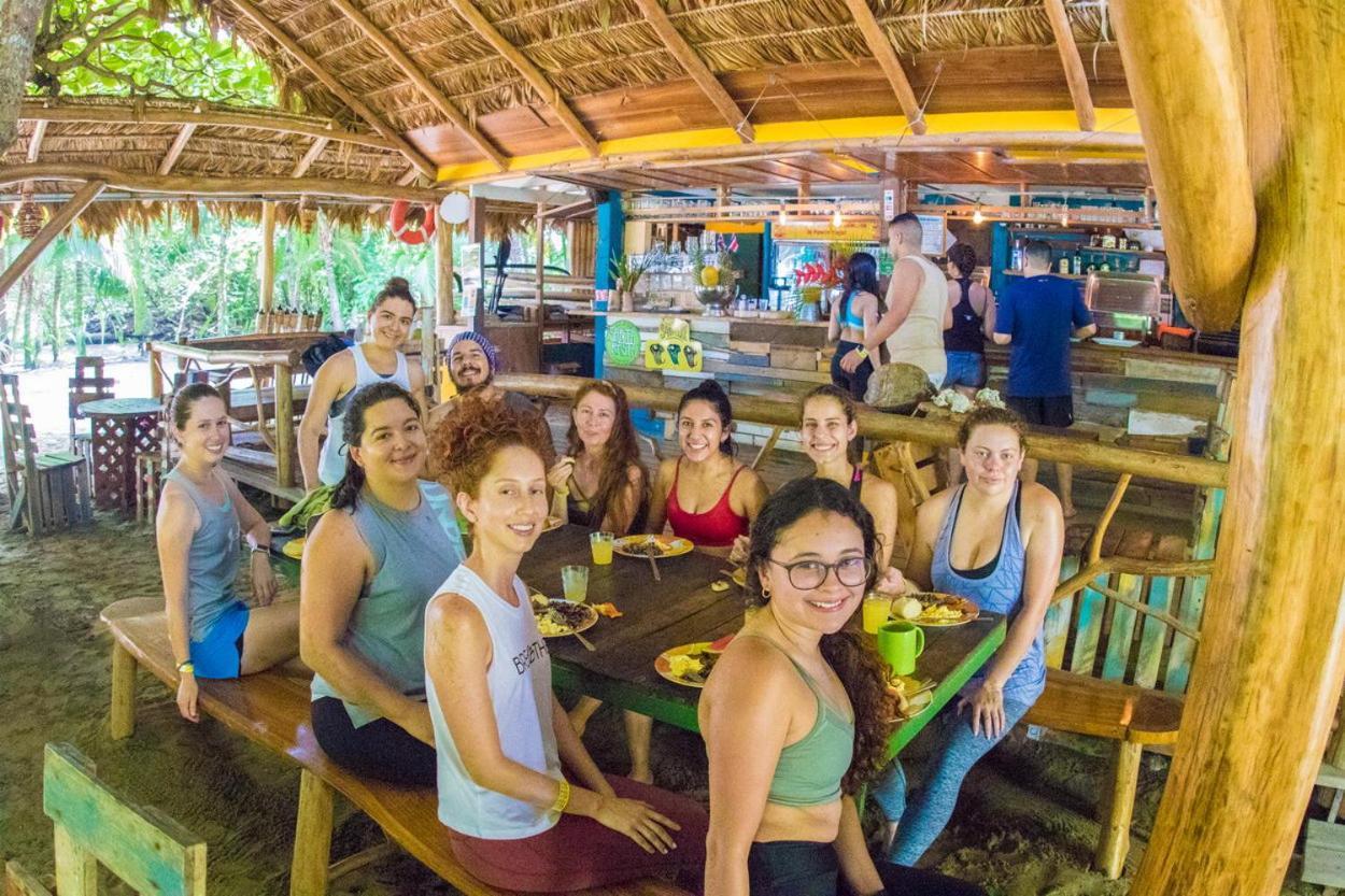 Playa 506 Beachfront Hostel Puerto Viejo de Talamanca Zewnętrze zdjęcie