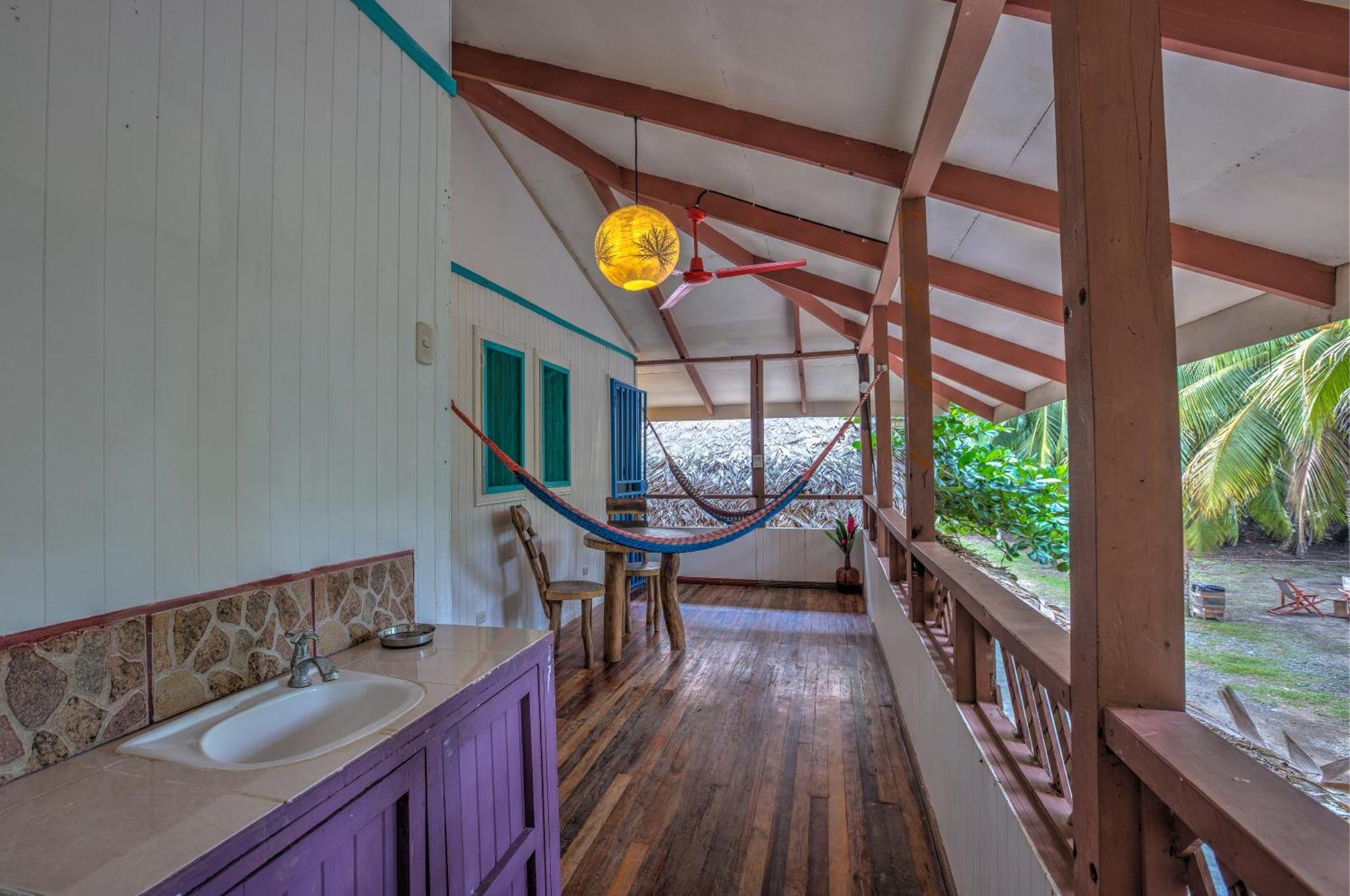 Playa 506 Beachfront Hostel Puerto Viejo de Talamanca Pokój zdjęcie